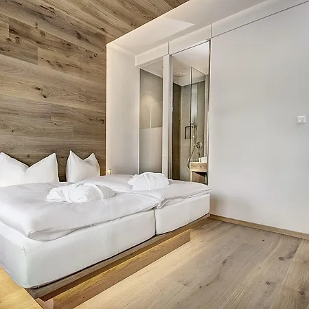 Готель Seehotel Bellevue 4*