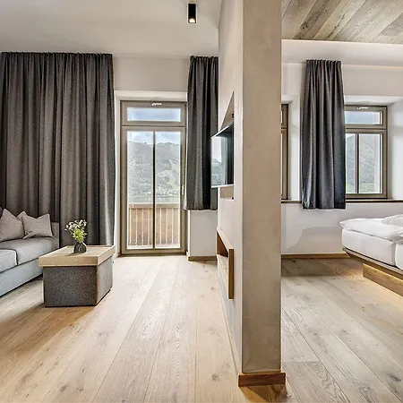 Готель Seehotel Bellevue 4*